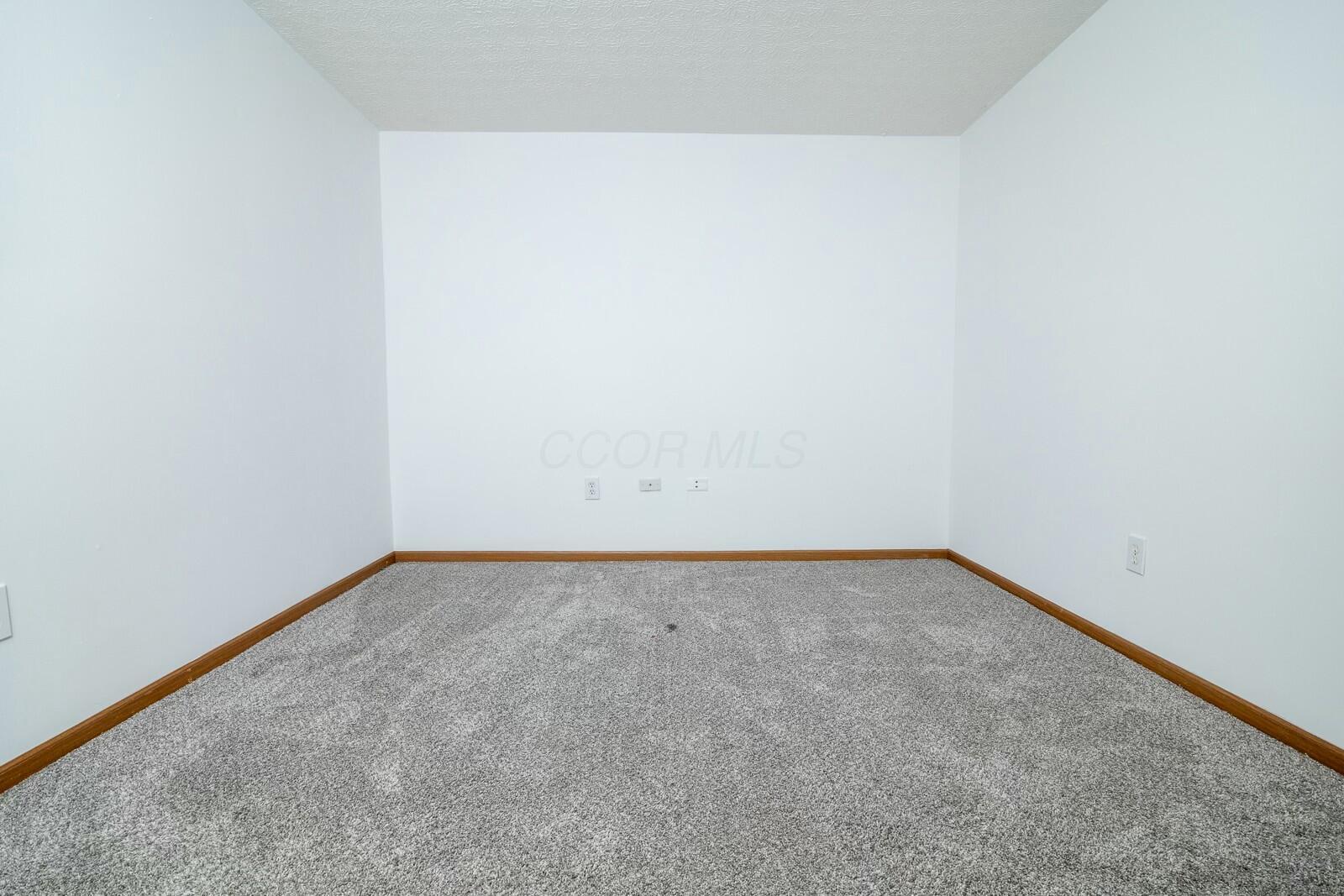 2120 Widding Road, Grove City, Ohio image 45