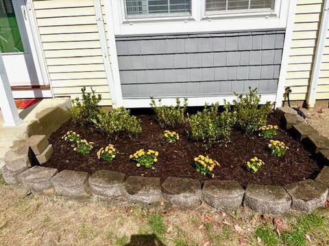 Tiny photo for 874 Sheldrake Court 21C #21C, Columbus, OH 43085 (MLS # 225037772)