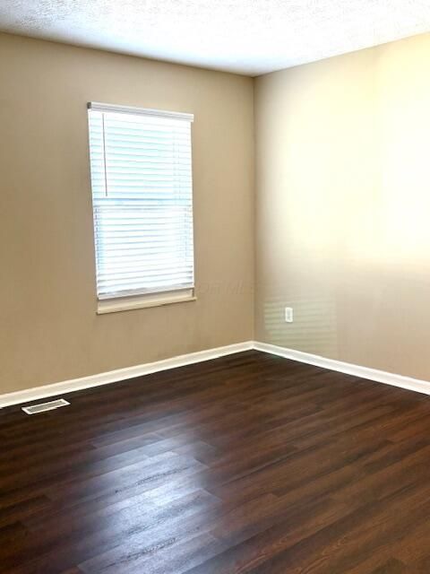 Tiny photo for 874 Sheldrake Court 21C #21C, Columbus, OH 43085 (MLS # 225037772)