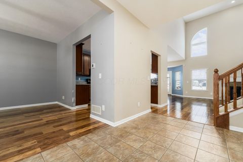 Tiny photo for 173 Mannaseh Drive E, Granville, OH 43023 (MLS # 225044638)