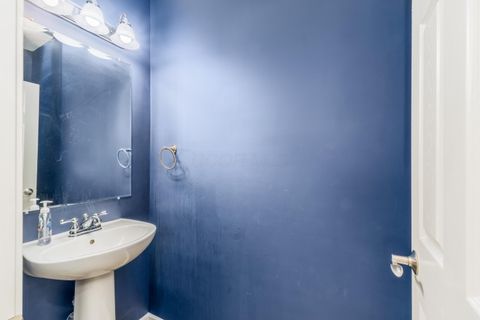 Tiny photo for 173 Mannaseh Drive E, Granville, OH 43023 (MLS # 225044638)