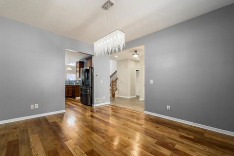 Tiny photo for 173 Mannaseh Drive E, Granville, OH 43023 (MLS # 225044638)