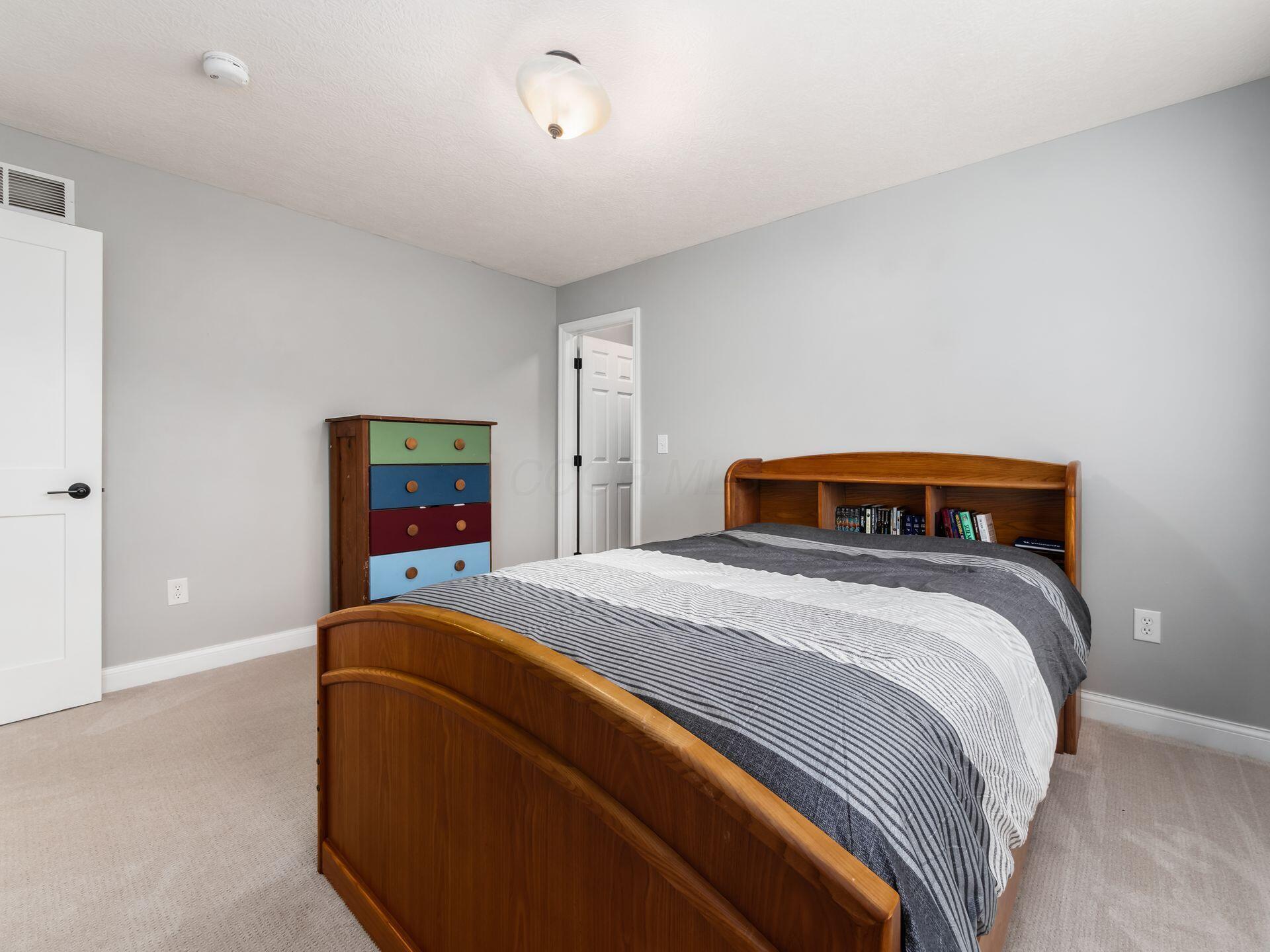 10680 Brettridge Drive, Powell, Ohio image 36