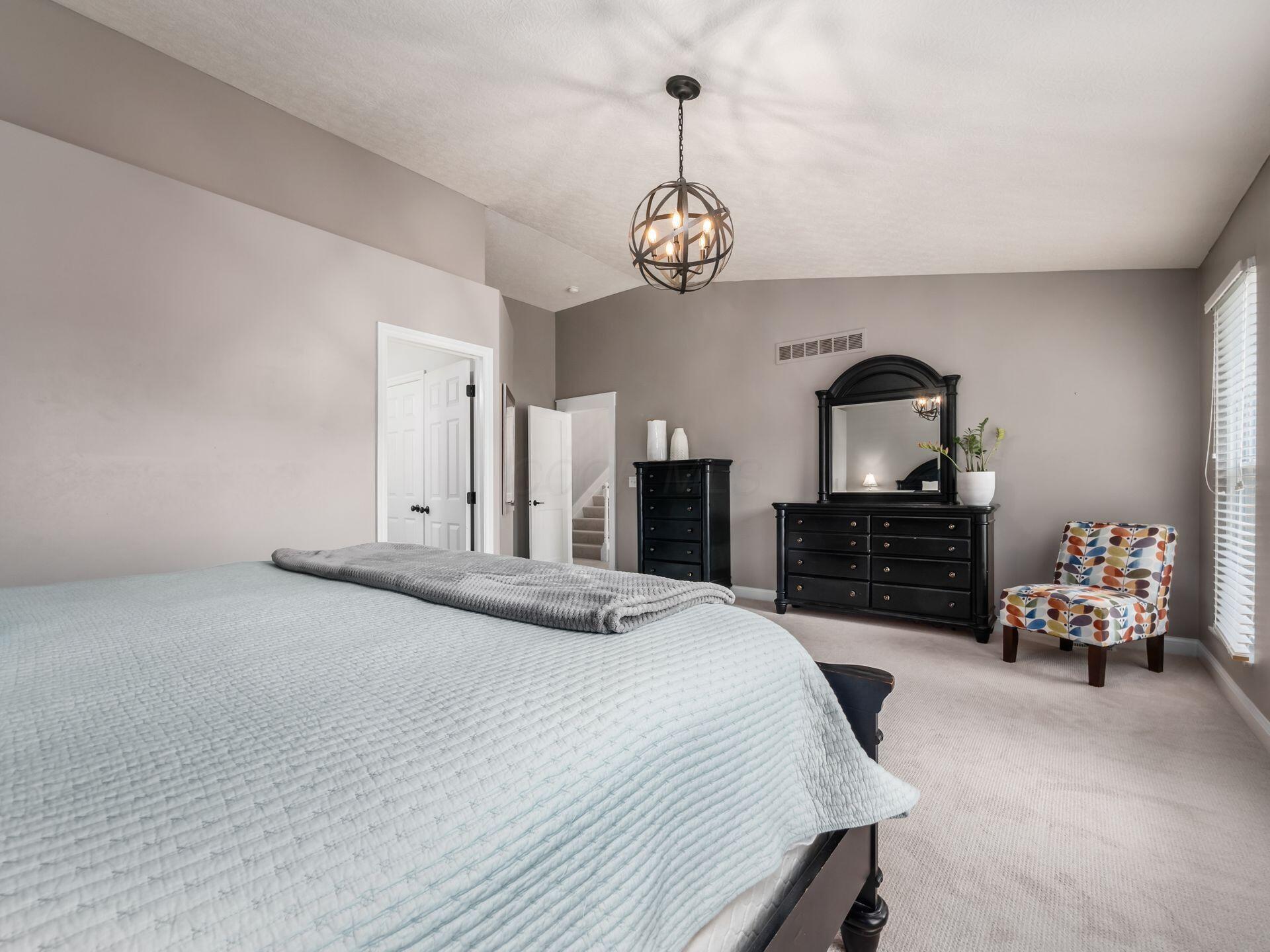 10680 Brettridge Drive, Powell, Ohio image 27