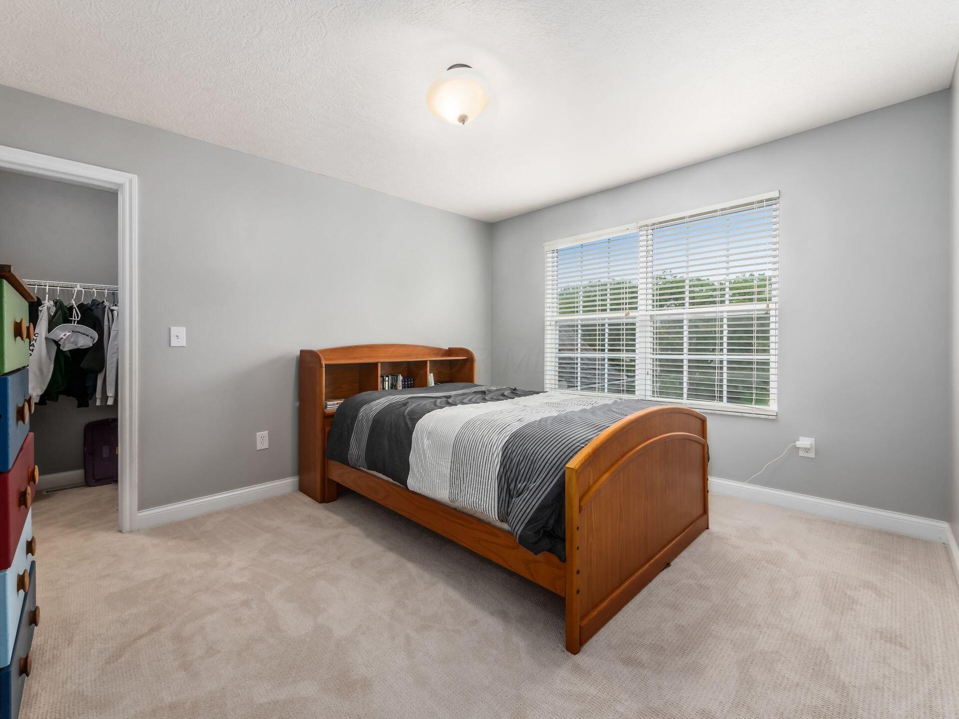10680 Brettridge Drive, Powell, Ohio image 35