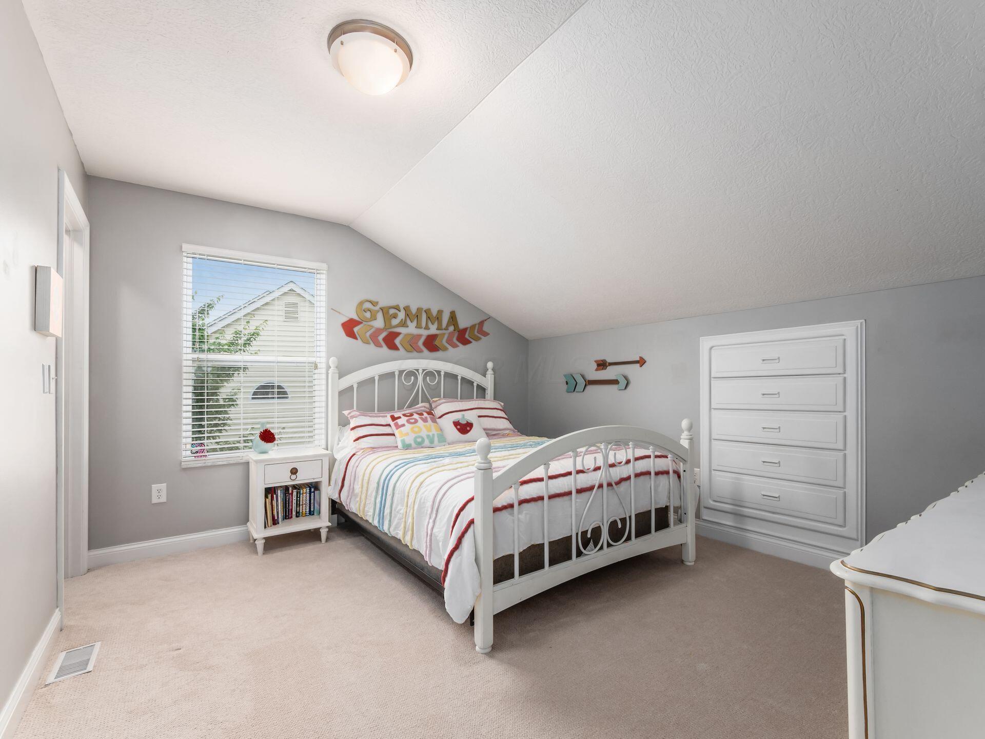 10680 Brettridge Drive, Powell, Ohio image 39
