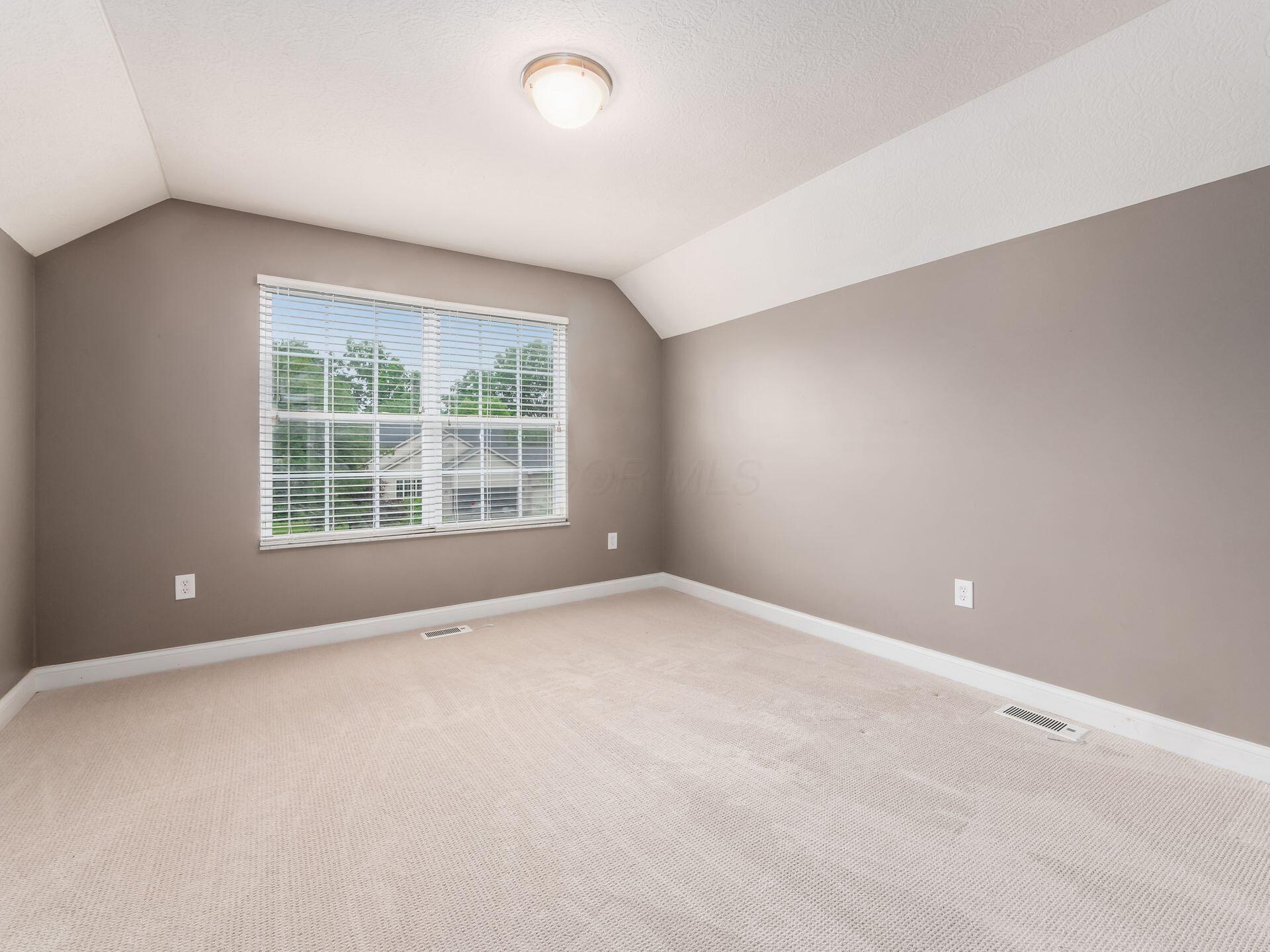 10680 Brettridge Drive, Powell, Ohio image 33