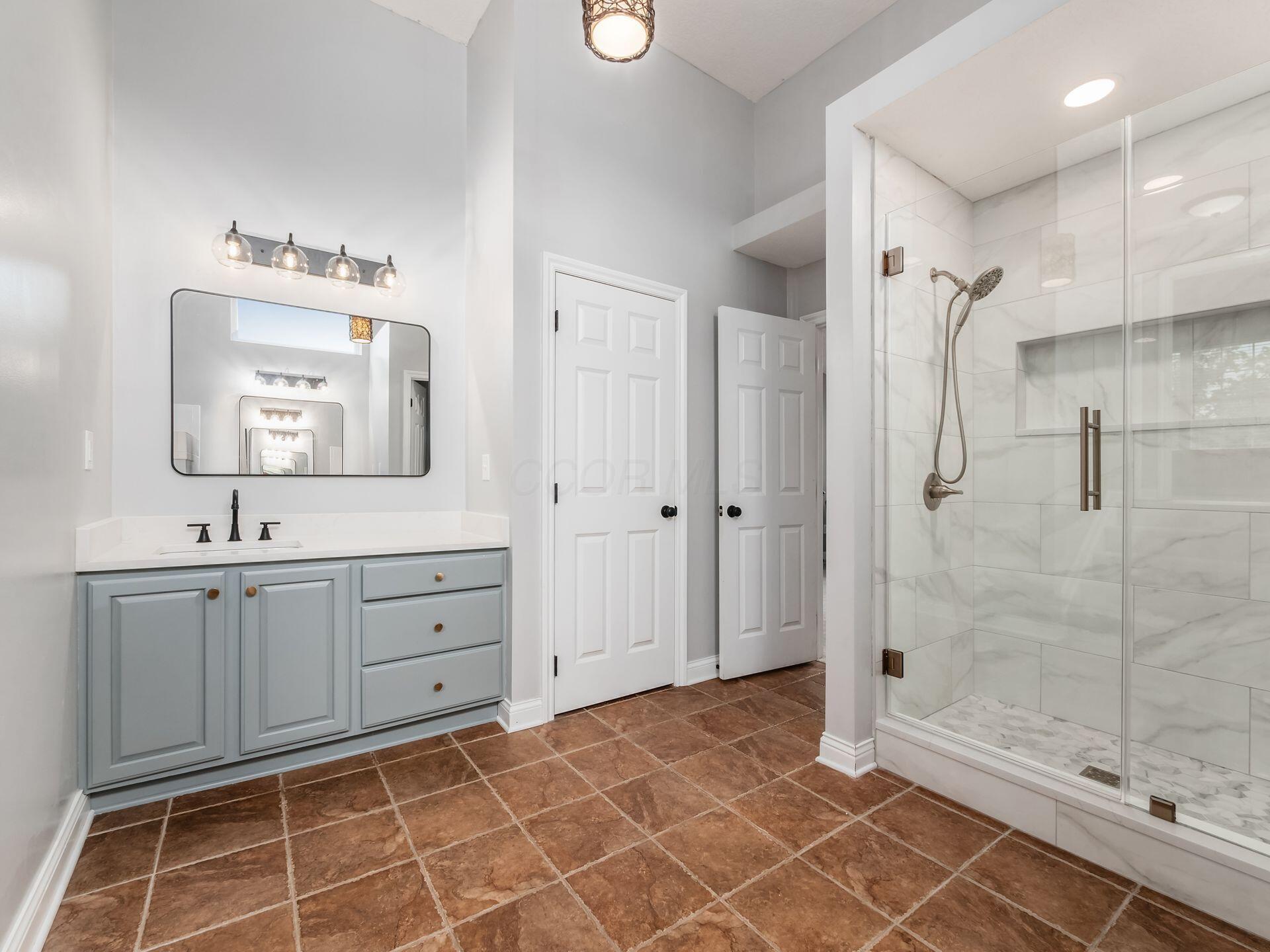 10680 Brettridge Drive, Powell, Ohio image 30