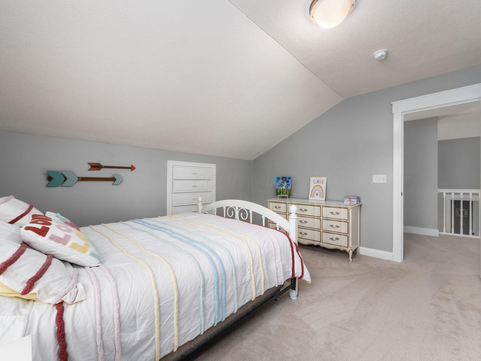 10680 Brettridge Drive, Powell, Ohio image 40
