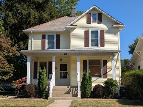 Photo of 36 E Broadway Avenue, Westerville, OH 43081 (MLS # 225036806)