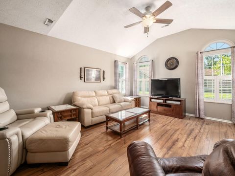 Tiny photo for 2336 Willowside Lane, Grove City, OH 43123 (MLS # 226000779)