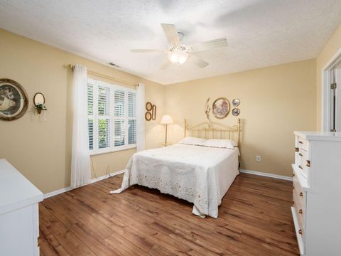 Tiny photo for 2336 Willowside Lane, Grove City, OH 43123 (MLS # 226000779)