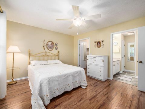 Tiny photo for 2336 Willowside Lane, Grove City, OH 43123 (MLS # 226000779)