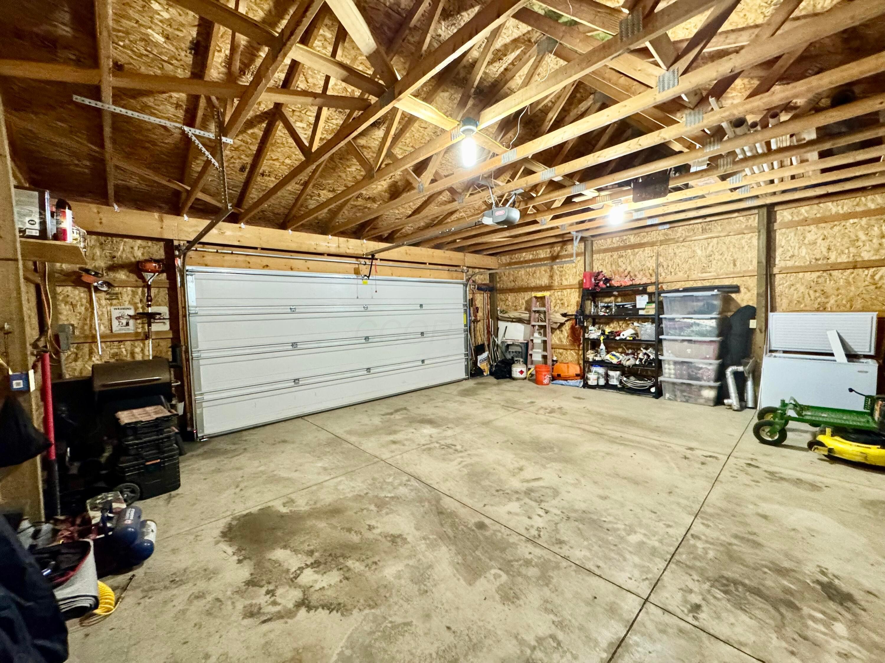 15504 Crooked Street, Mount Vernon, Ohio image 30