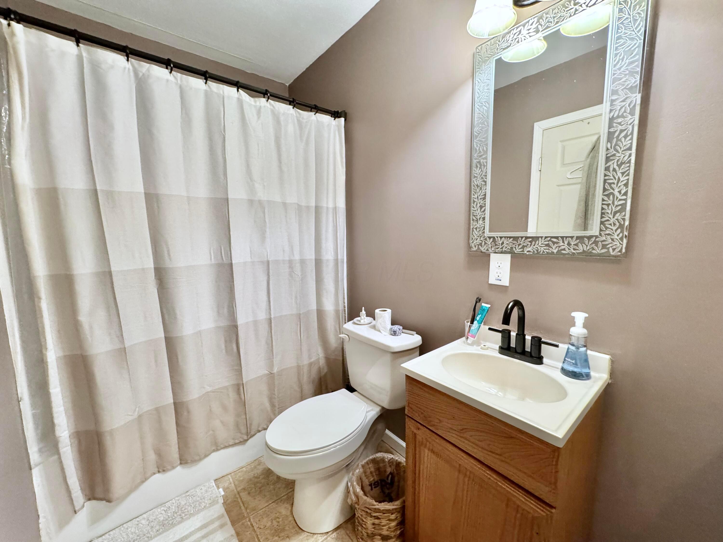 15504 Crooked Street, Mount Vernon, Ohio image 25