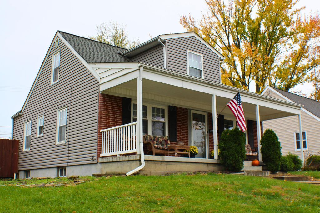 Photo of 5508 Emerson Avenue, Worthington, OH 43085 (MLS # 225041284)