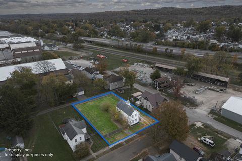 Tiny photo for 174 Boyleston Avenue, Newark, OH 43055 (MLS # 225041436)