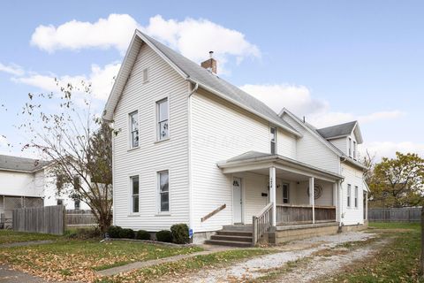 Tiny photo for 174 Boyleston Avenue, Newark, OH 43055 (MLS # 225041436)