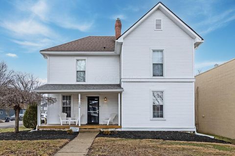 Photo of 158 N High Street, Gahanna, OH 43230 (MLS # 226009023)