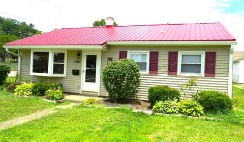 Photo for 1303 Huffer Avenue
