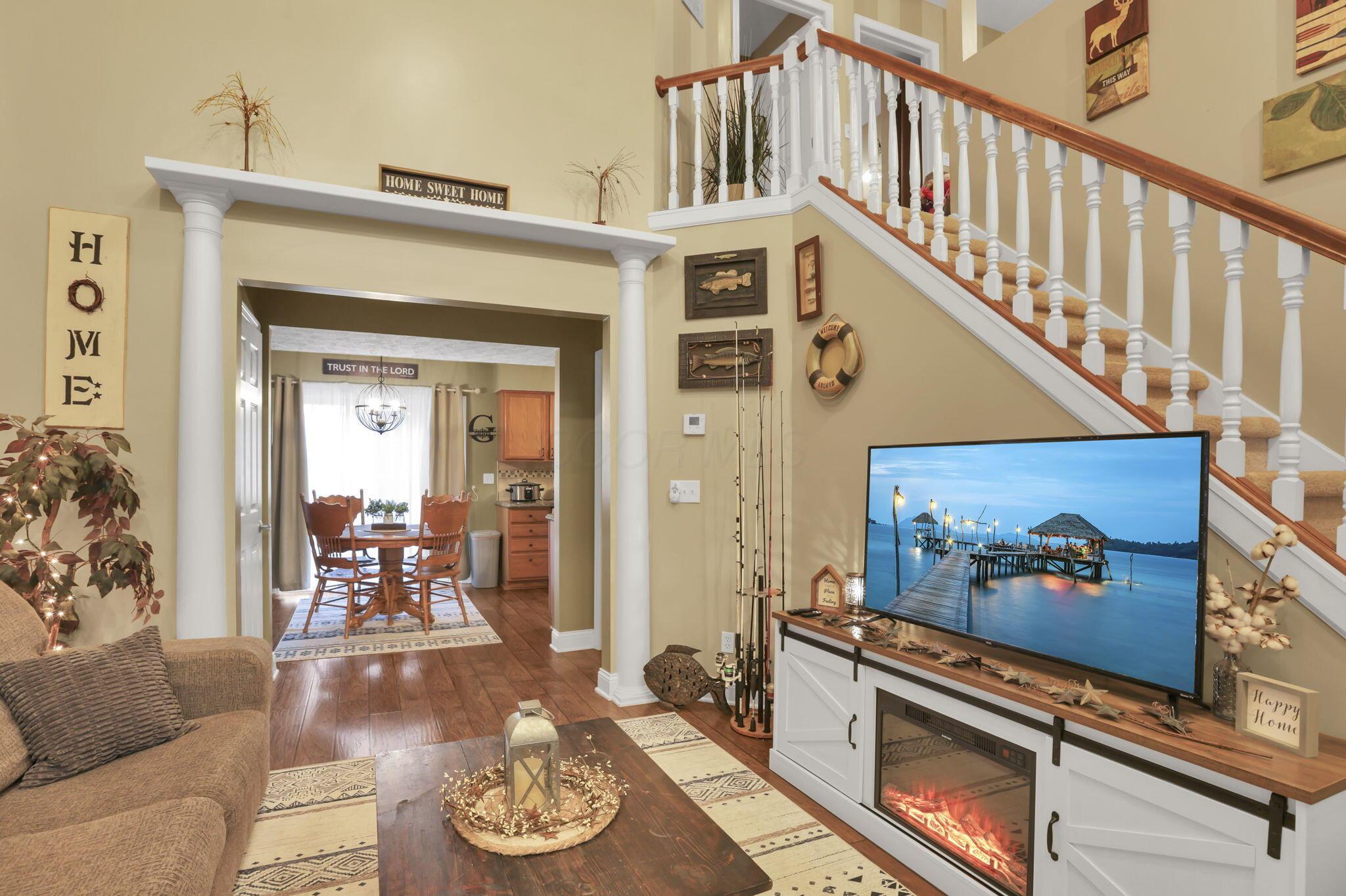 7382 Snug Harbor Drive