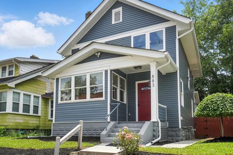 Photo of 883 E Whittier Street, Columbus, OH 43206 (MLS # 226002509)