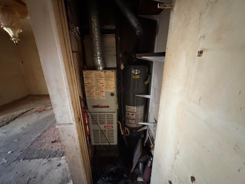 Tiny photo for 1257 Woodbrook Circle W 15 #15, Columbus, OH 43223 (MLS # 226002340)