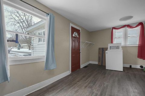 Tiny photo for 301 Locust Street, Mount Vernon, OH 43050 (MLS # 226005256)