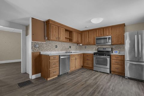 Tiny photo for 301 Locust Street, Mount Vernon, OH 43050 (MLS # 226005256)