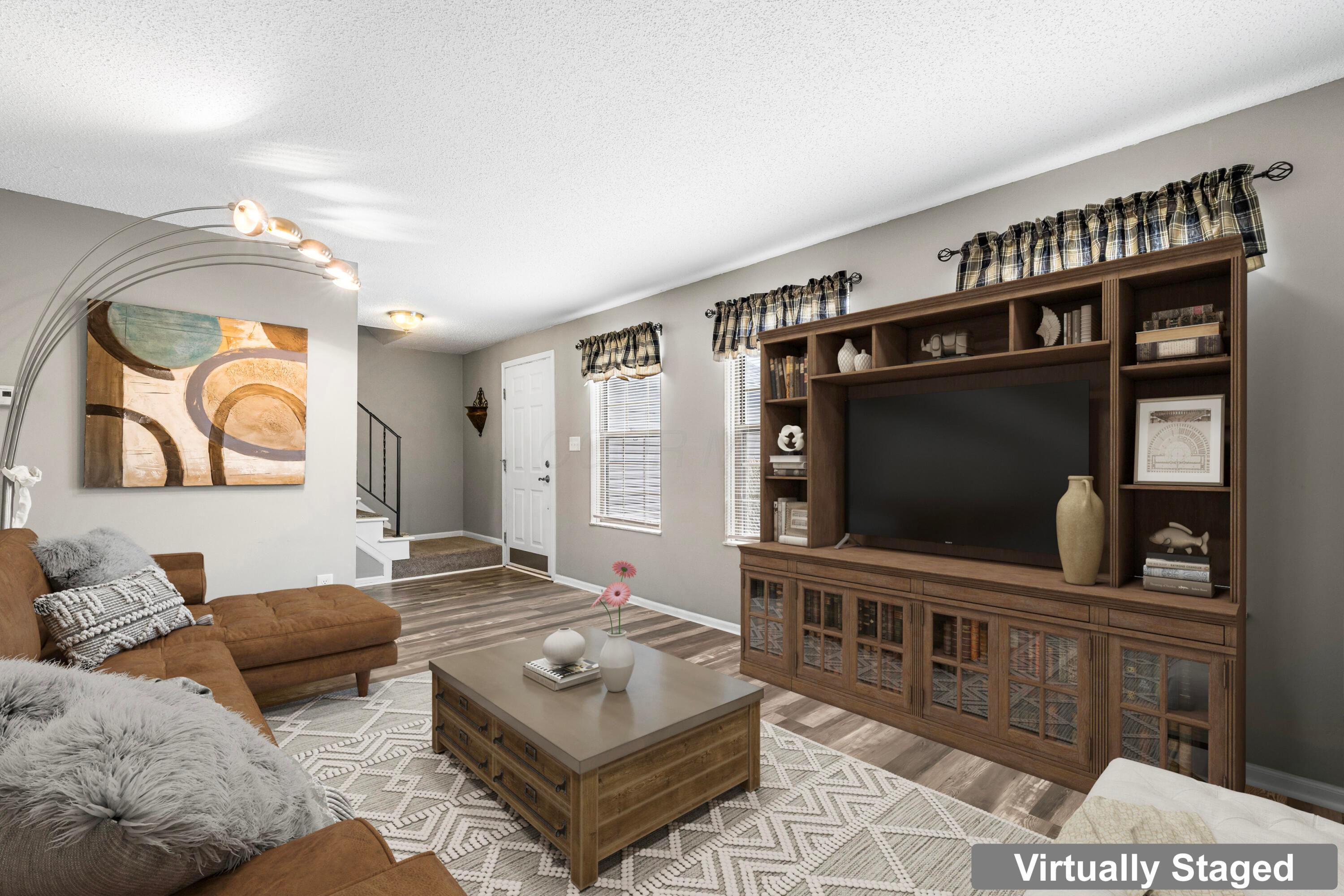 2348 Stonelick Court, Hilliard, Ohio image 2