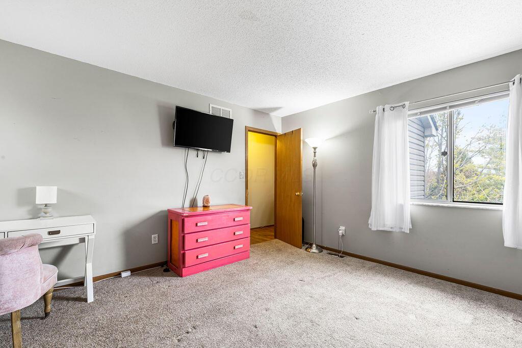 2348 Stonelick Court, Hilliard, Ohio image 17