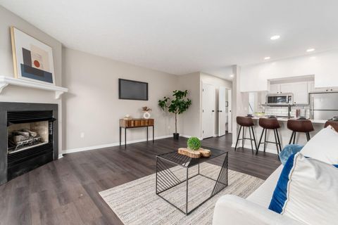 Tiny photo for 4644 Hobson Drive 13D #13D, Columbus, OH 43228 (MLS # 226002564)