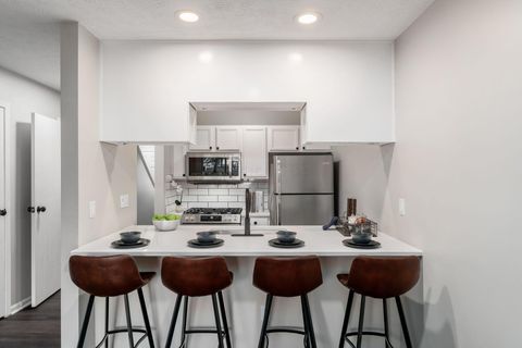 Tiny photo for 4644 Hobson Drive 13D #13D, Columbus, OH 43228 (MLS # 226002564)