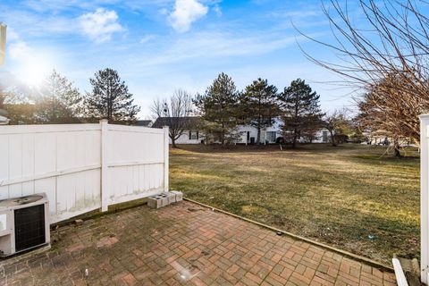 Tiny photo for 4644 Hobson Drive 13D #13D, Columbus, OH 43228 (MLS # 226002564)