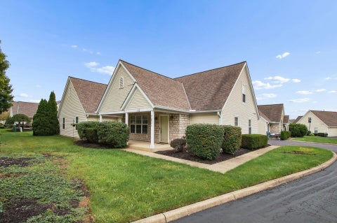 Photo of 7831 Farmsbury Drive, Reynoldsburg, OH 43068 (MLS # 226036409)