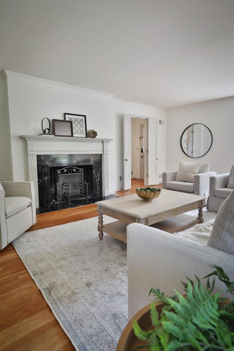 Tiny photo for 510 Evening Street, Worthington, OH 43085 (MLS # 226033779)