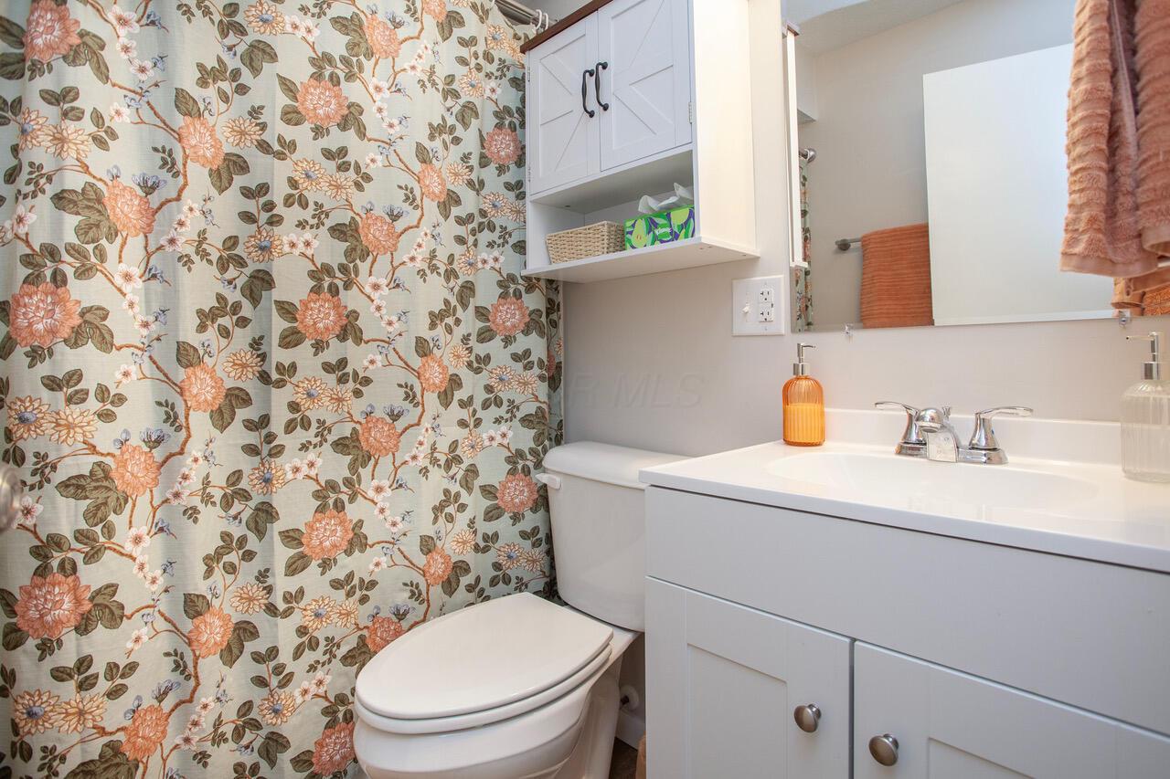 334 Hermitage Road, Columbus, Ohio image 19