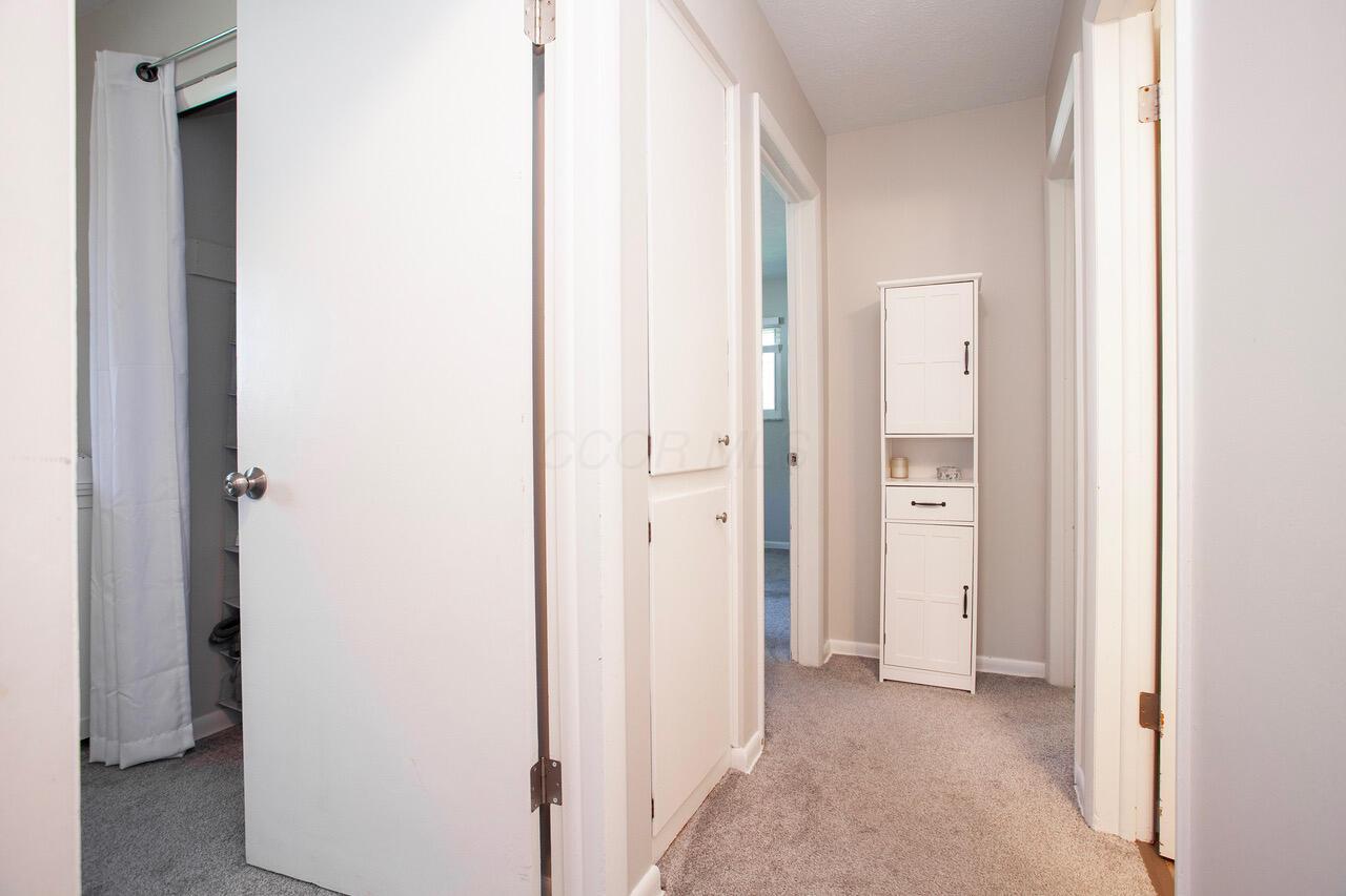 334 Hermitage Road, Columbus, Ohio image 14