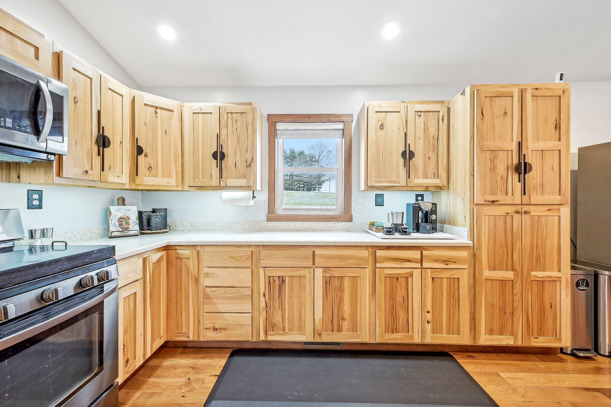 27901 Black Road, Danville, Ohio image 20