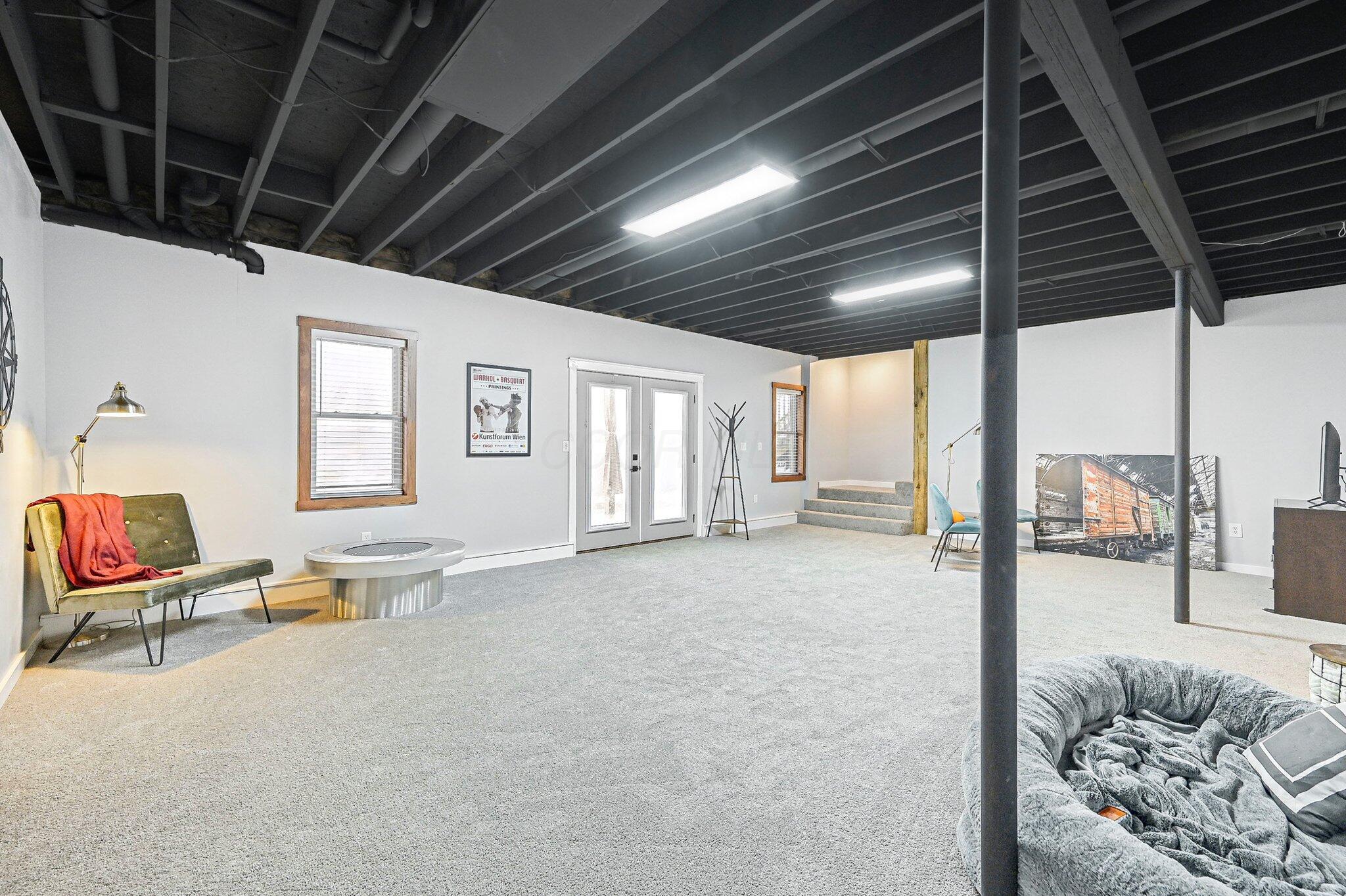 27901 Black Road, Danville, Ohio image 36