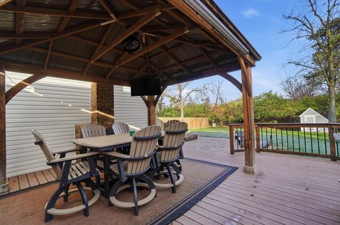 Tiny photo for 1930 Shallowford Avenue, Columbus, OH 43235 (MLS # 225044109)