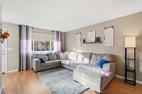 Tiny photo for 1930 Shallowford Avenue, Columbus, OH 43235 (MLS # 225044109)