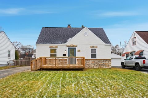 Photo of 1291 Carolyn Avenue, Columbus, OH 43224 (MLS # 226001880)