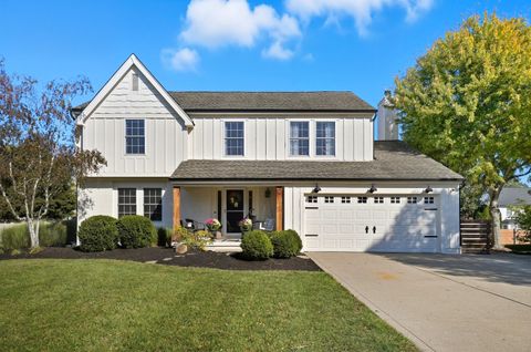 Photo of 4754 Glencross Court, Grove City, OH 43123 (MLS # 225038718)