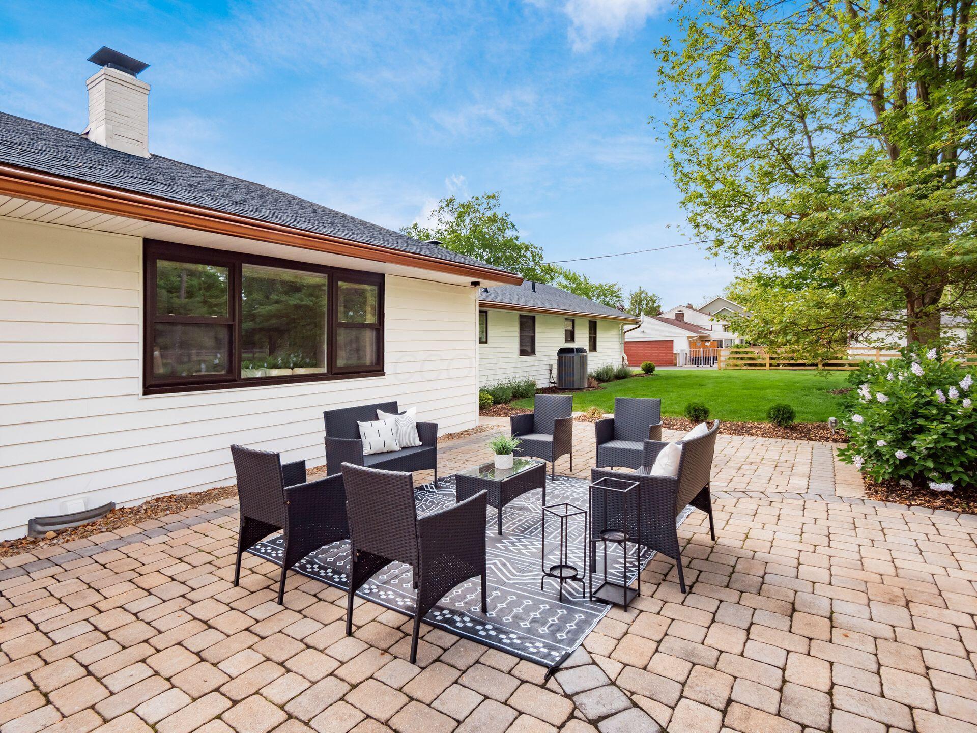 5033 Charlbury Drive, Columbus, Ohio image 33