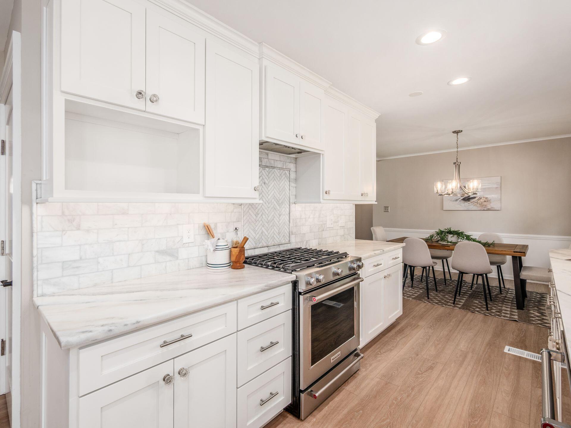 5033 Charlbury Drive, Columbus, Ohio image 11