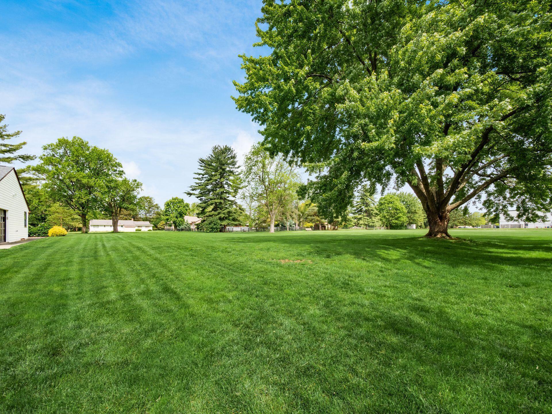 5033 Charlbury Drive, Columbus, Ohio image 37