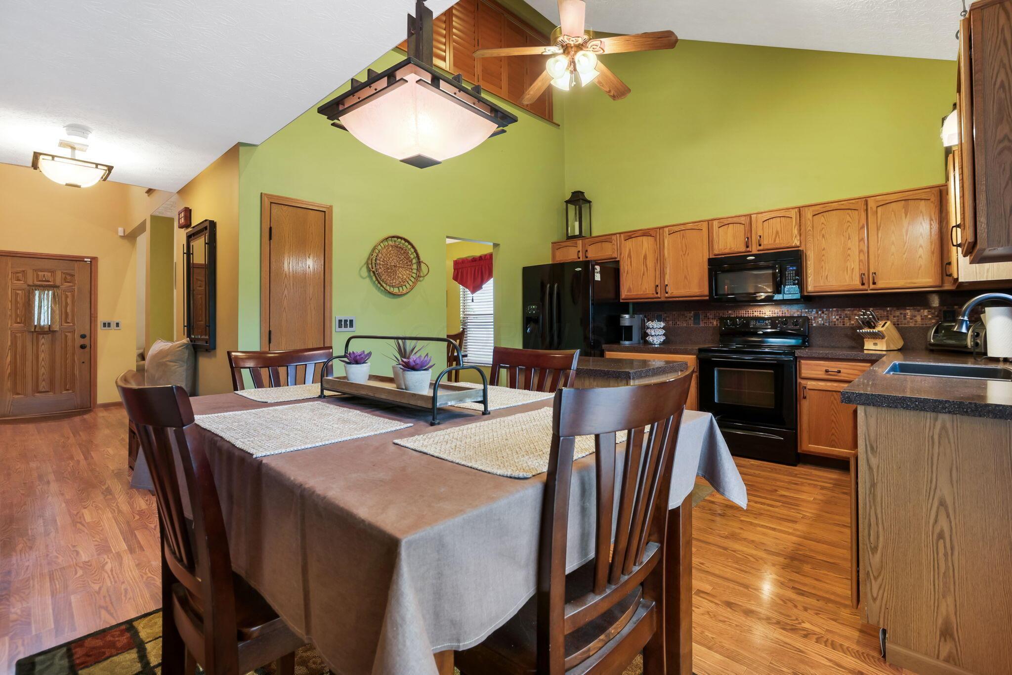 5409 Wellcrest Court, Galloway, Ohio image 15