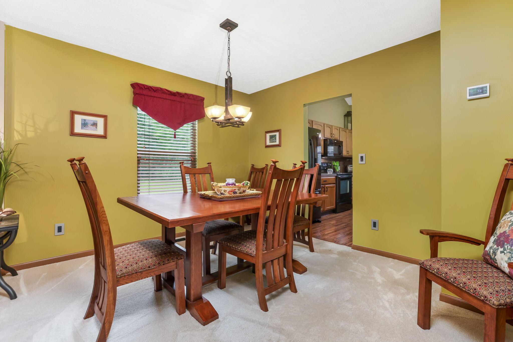 5409 Wellcrest Court, Galloway, Ohio image 11