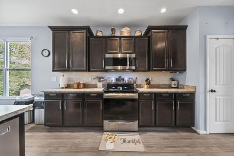 Tiny photo for 502 Rolling Acre Drive, Lithopolis, OH 43136 (MLS # 226014105)